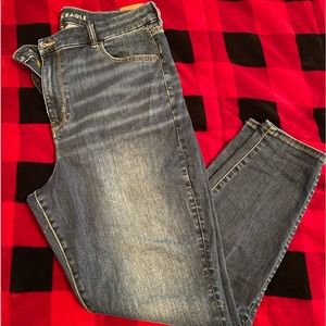 American Eagle Curvy High Rise Jeggings
